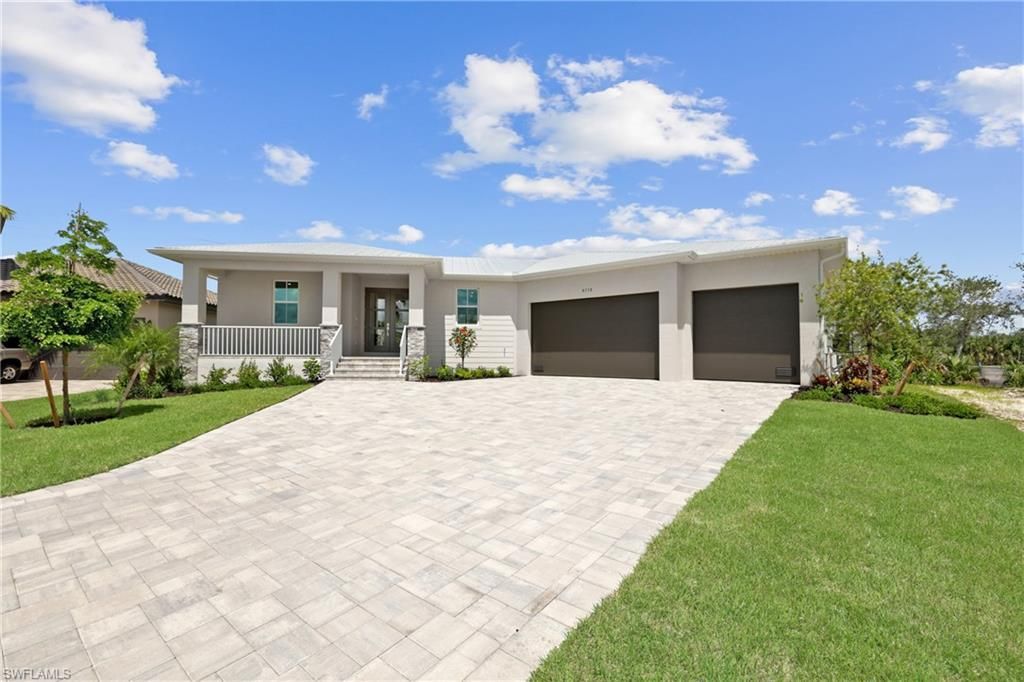 8738 Lakefront Ct, Fort Myers, FL 33908 Photo