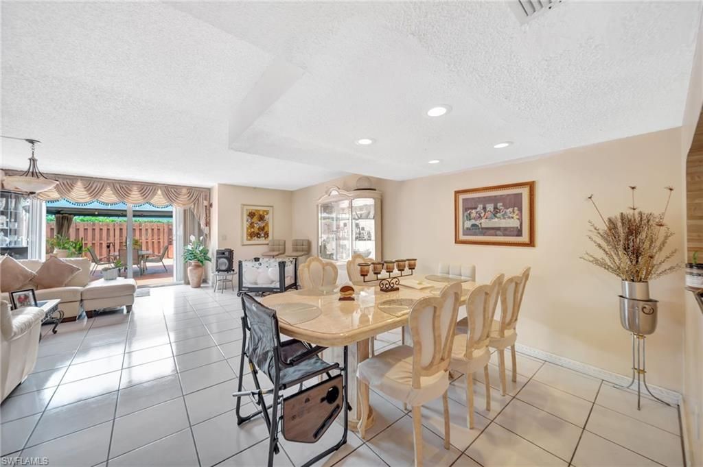 14154 Kendale Lakes Cir , Miami, FL 33183 Photo