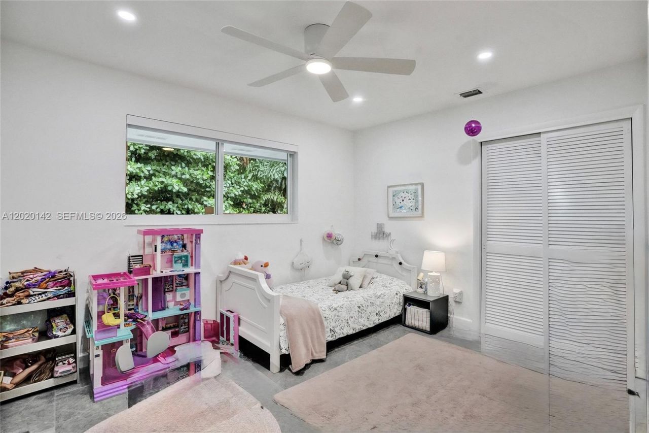 13820 SW 73rd Ave, Palmetto Bay, FL 33158 Photo