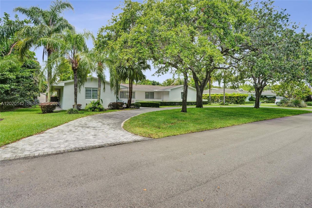 13820 SW 73rd Ave, Palmetto Bay, FL 33158 Photo