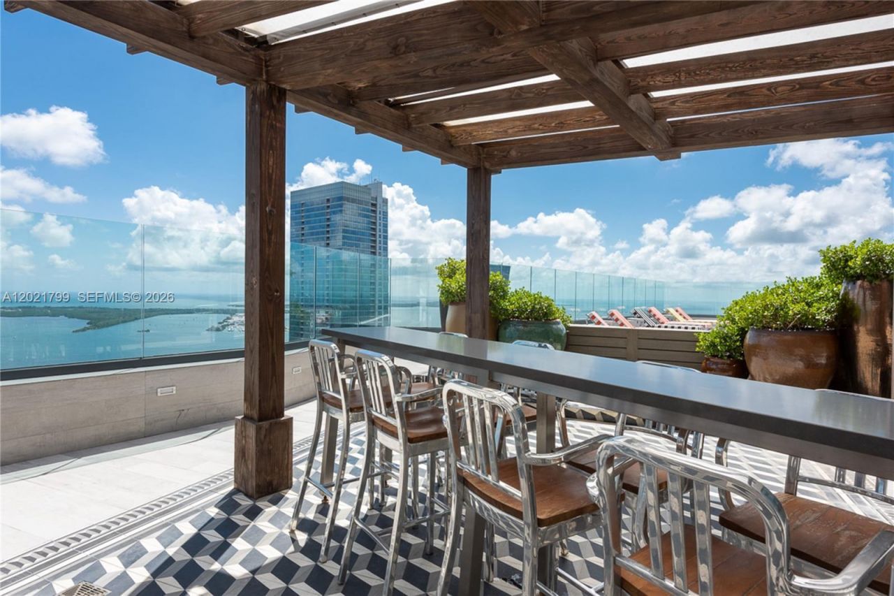 1300 S Miami Ave , Unit 4709, Miami, FL 33130 Photo