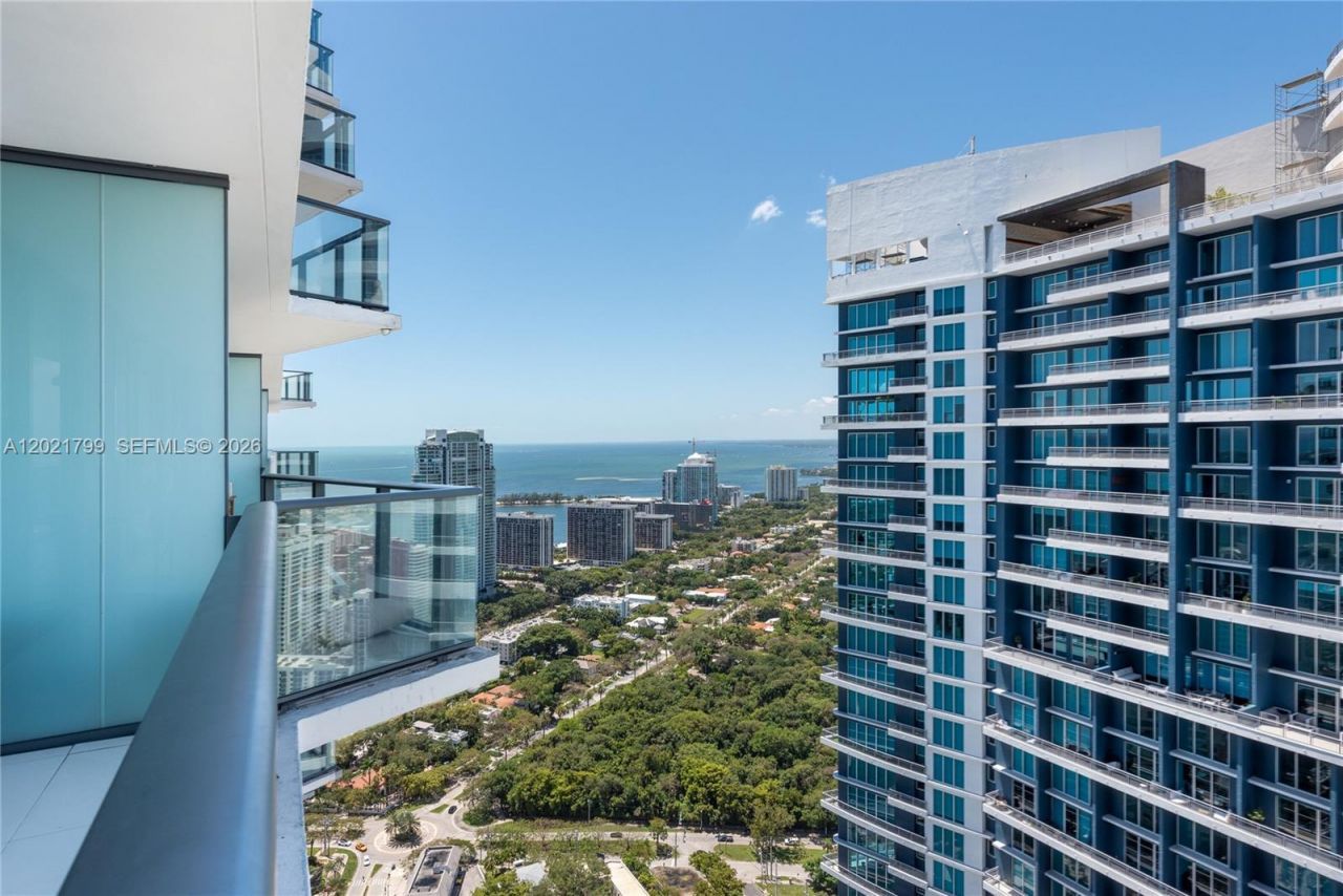 1300 S Miami Ave , Unit 4709, Miami, FL 33130 Photo