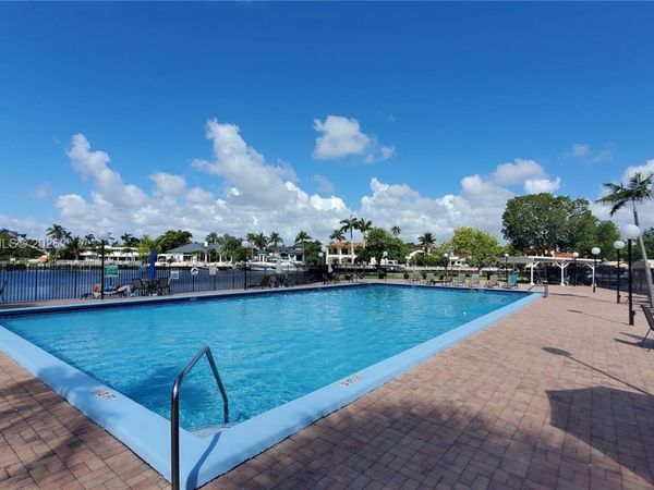 801 Three Islands Blvd , Unit 109, Hallandale Beach, FL 33009