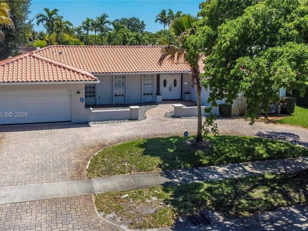 3641 N 55th Ave , Hollywood, FL 33021