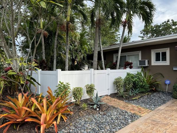 2417 NE 15th Ave, Wilton Manors, FL 33305