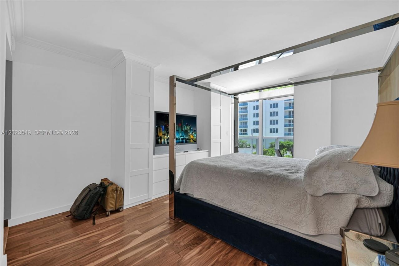 2401 Collins Ave, Unit 504, Miami Beach, FL 33140 Photo