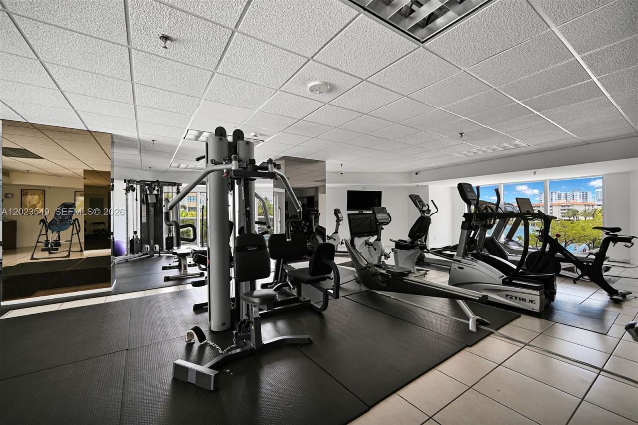 2401 Collins Ave, Unit 504, Miami Beach, FL 33140 Photo