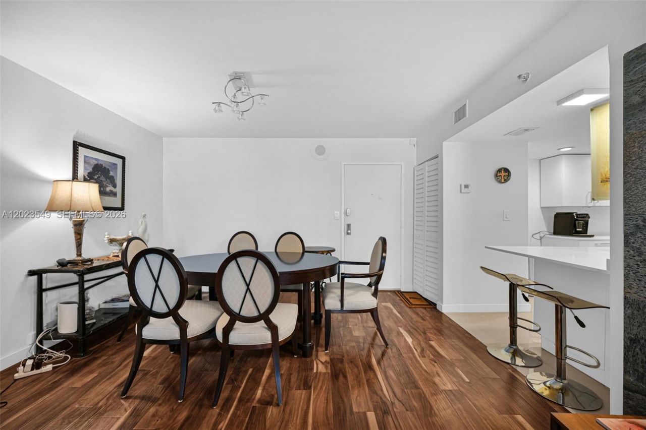 2401 Collins Ave, Unit 504, Miami Beach, FL 33140 Photo