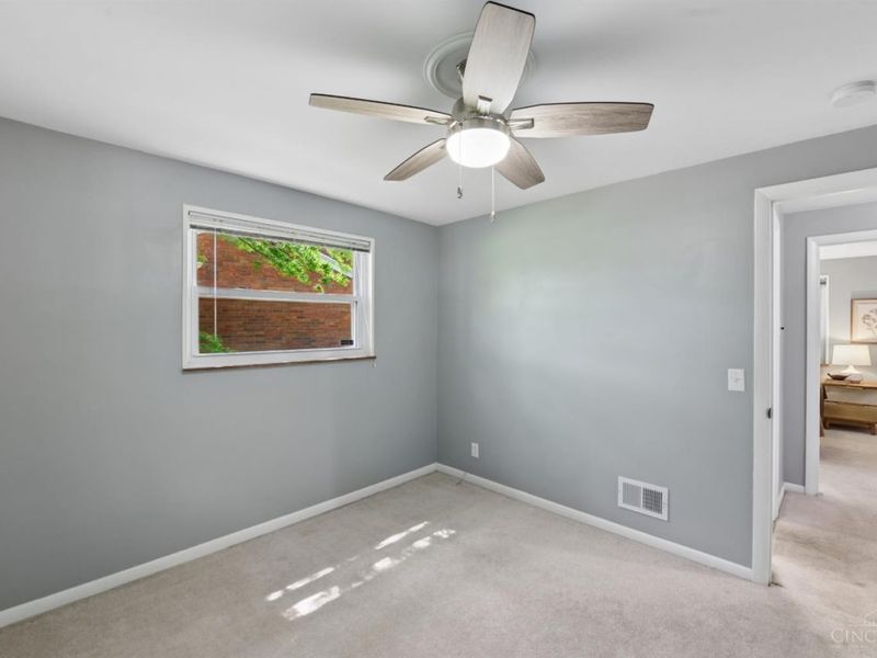 5692 Lauderdale Drive, Cincinnati, OH 45239 Photo 25