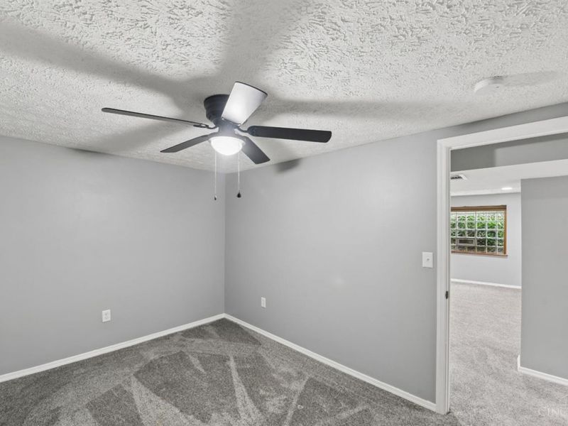 5692 Lauderdale Drive, Cincinnati, OH 45239 Photo 37