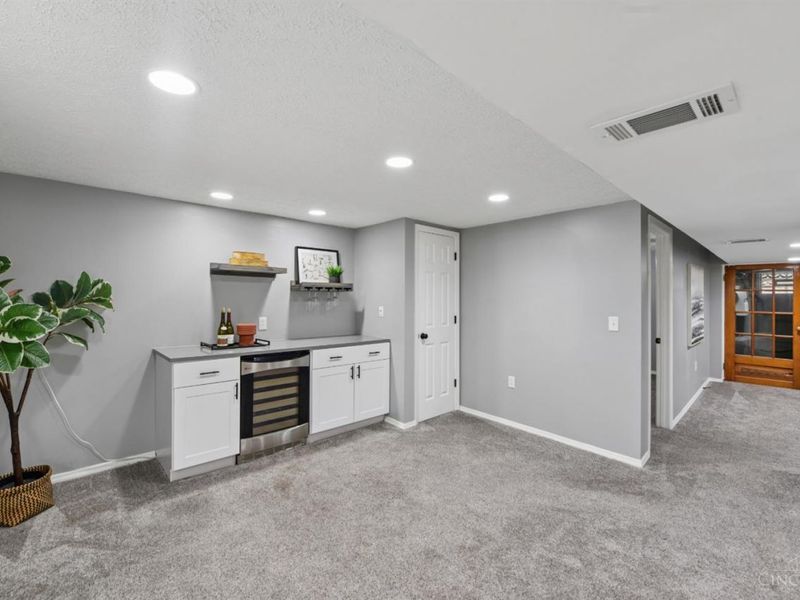 5692 Lauderdale Drive, Cincinnati, OH 45239 Photo 42