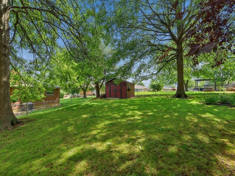 5692 Lauderdale Drive, Cincinnati, OH 45239 Photo 53