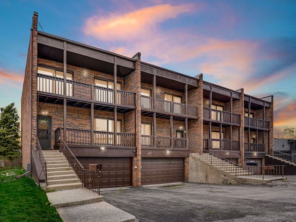 561 Greenwood Road , Unit A, Glenview, IL 60025