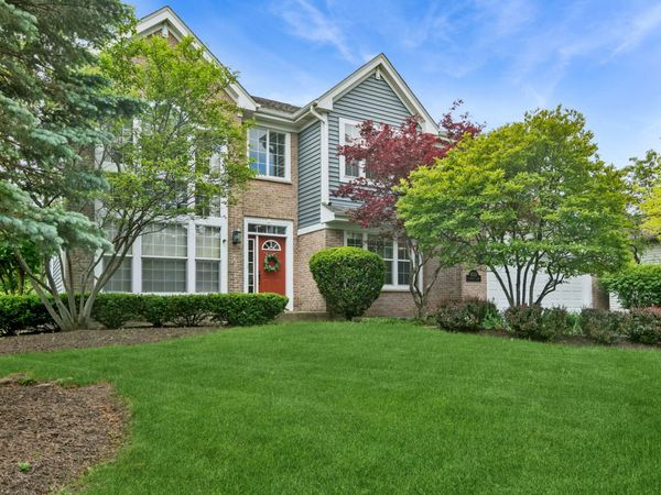 6131 Oakmont Lane , Gurnee, IL 60031
