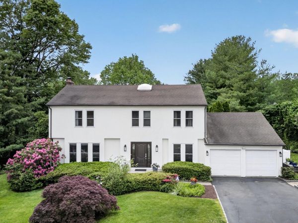 15 Devonshire Drive, White Plains, NY 10605