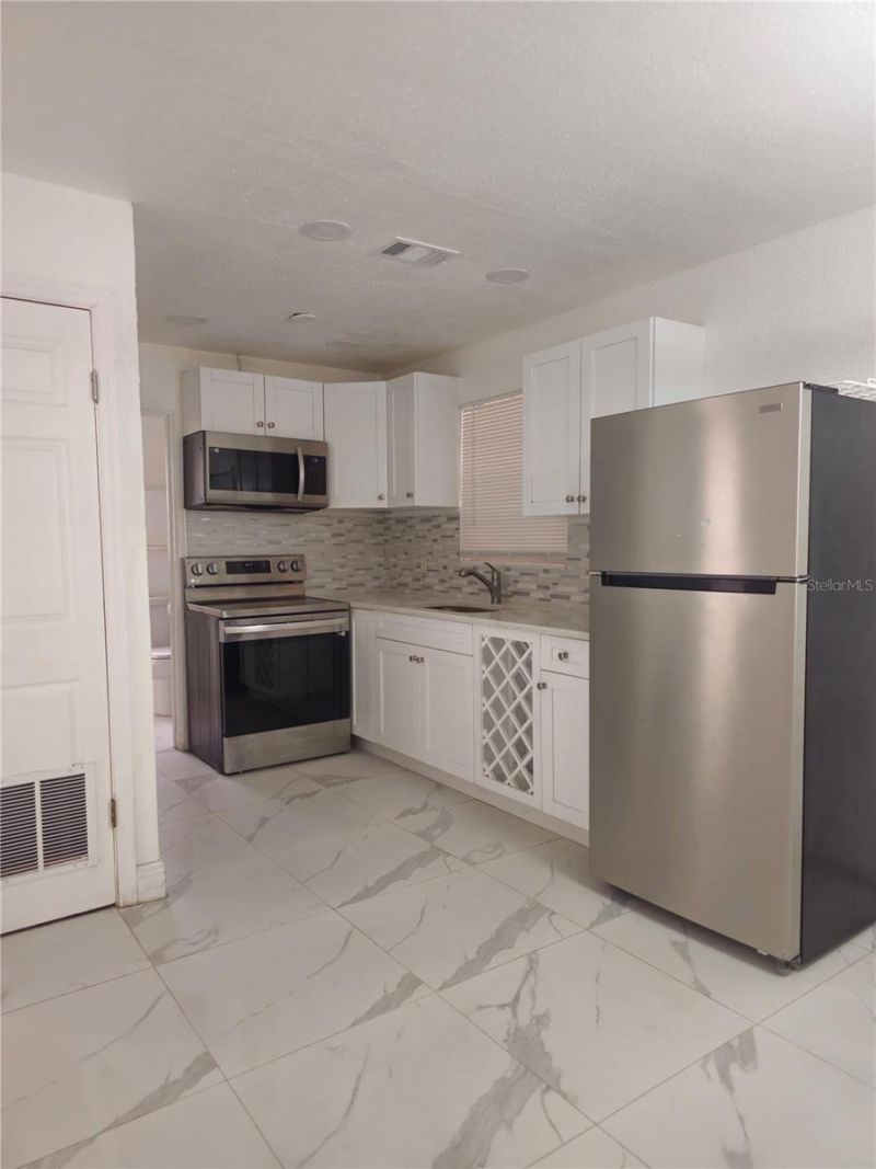 2472 17th Avenue S, Saint Petersburg, FL 33712 Photo