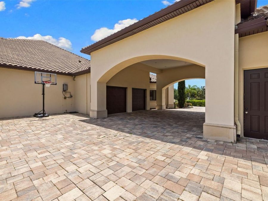 Property Image 79
