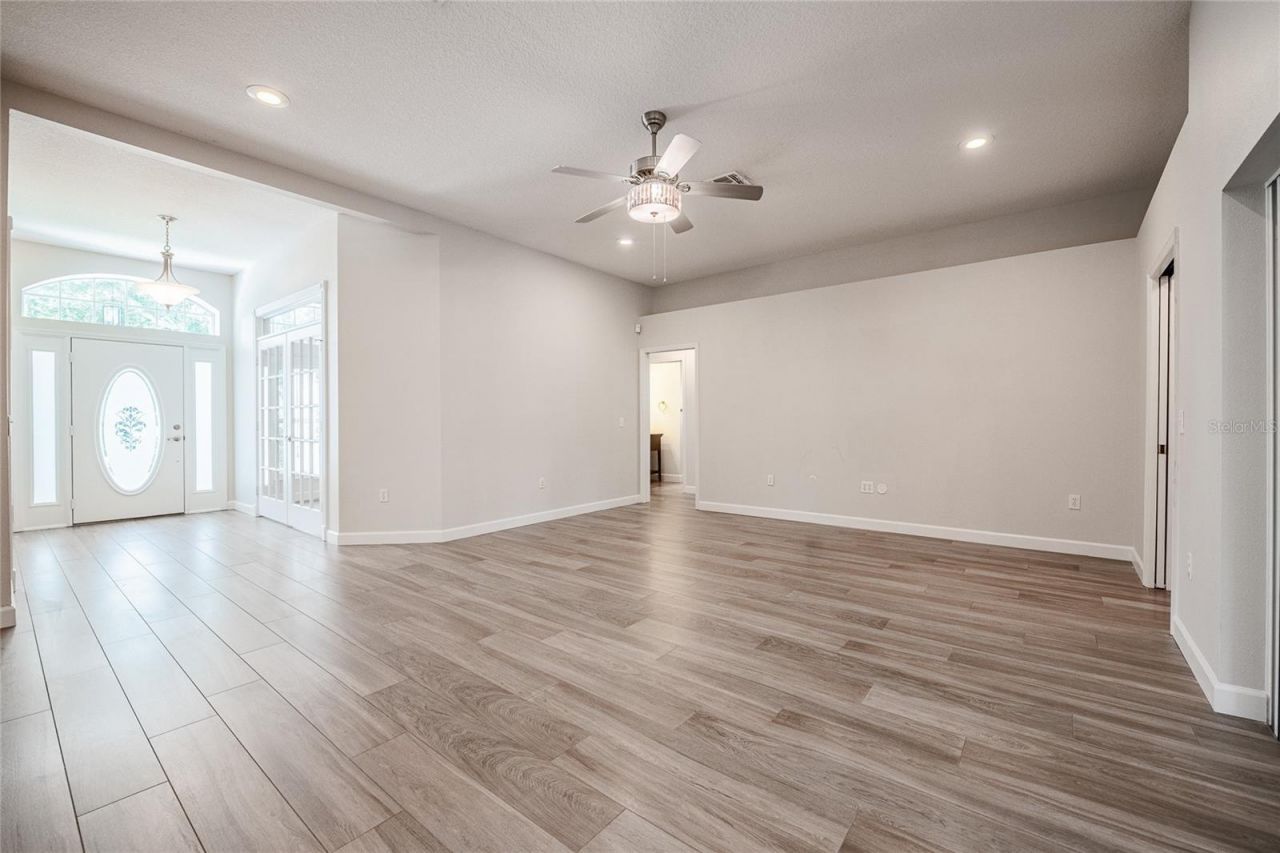 214 Amberly Way, Auburndale, FL 33823 Photo