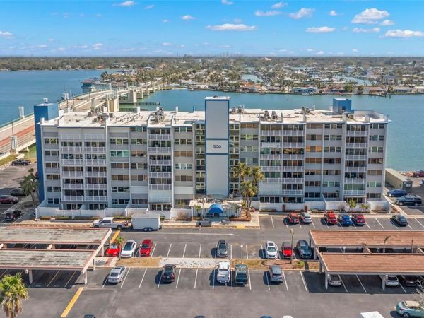 500 TREASURE ISLAND CAUSEWAY , Unit 205, TREASURE ISLAND, FL 33706