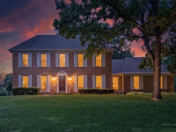 8315 Richards Road, Lenexa, KS 66215