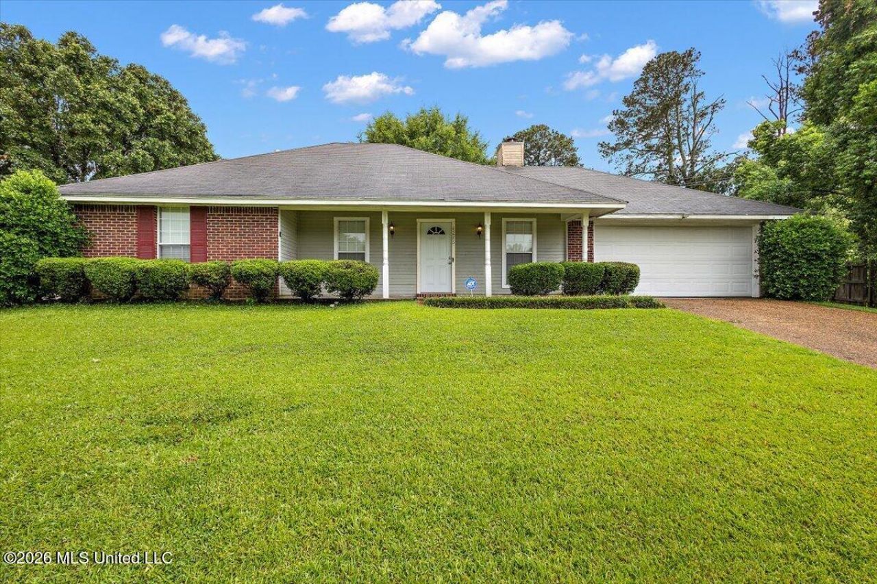 4286 Glennoak Circle, Byram, MS 39272 Main Photo