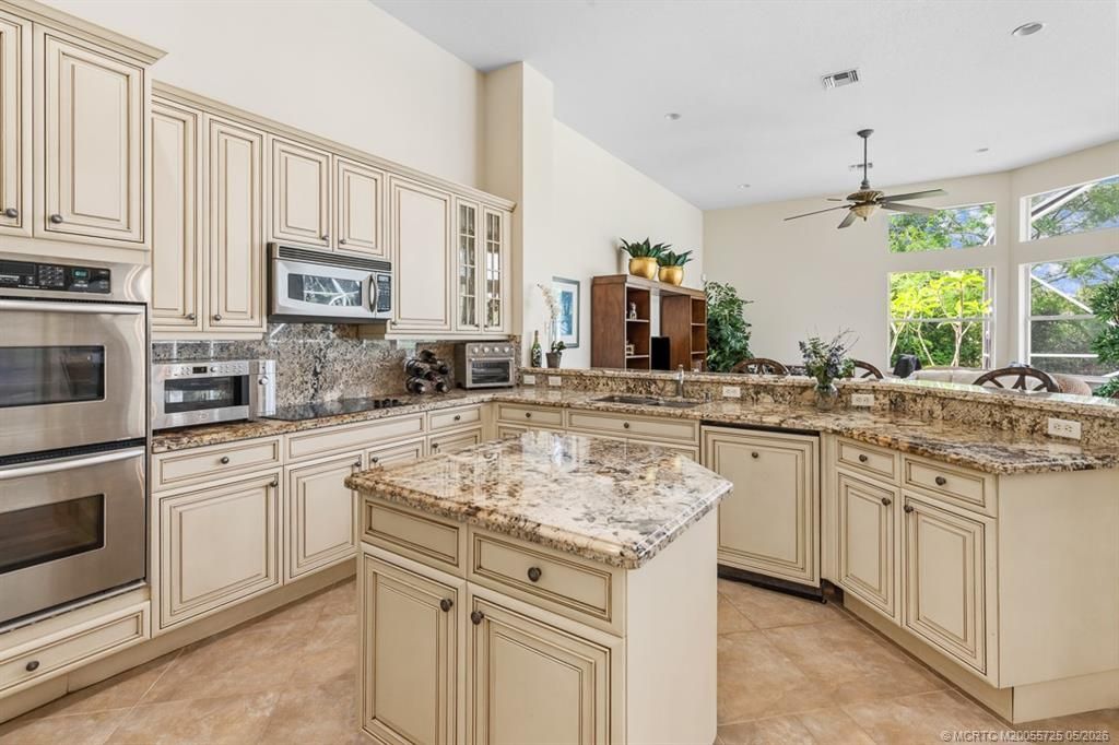 2466 SW Bridgeview Terrace, Palm City, FL 34990 Photo