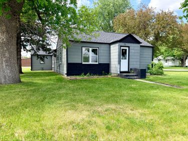 1857 1st Avenue, Worthington, MN 56187