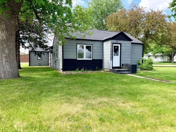 1857 1st Avenue, Worthington, MN 56187