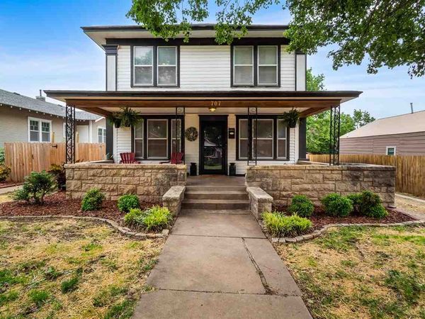707 E Cleveland Avenue, Ponca City, OK 00000