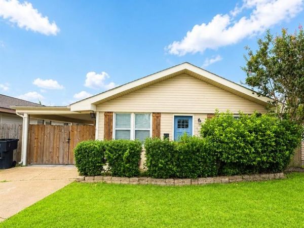 109 VISTA Drive , Belle Chasse, LA 70037
