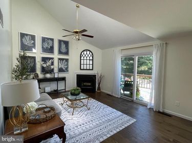 38 LAKEVIEW COURT, Unit 38, DOWNINGTOWN, PA 19335