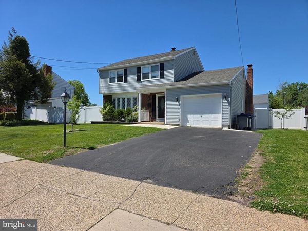 401 JEFFERSON AVENUE, BEVERLY, NJ 08010
