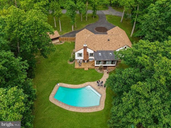 10 RIDGEVIEW CIRCLE, FREDERICKSBURG, VA 22406