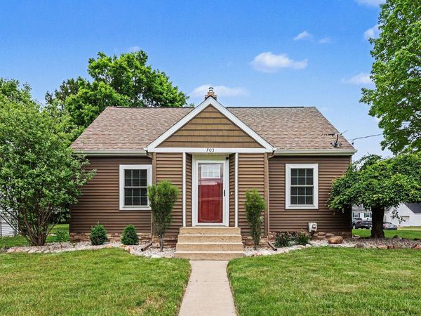 703 W Madison Street, Hastings, MI 49058