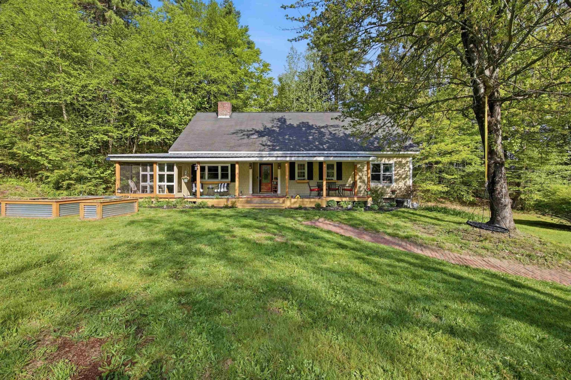 39 Town Farm Road, Wilton, NH 03086 Main Photo