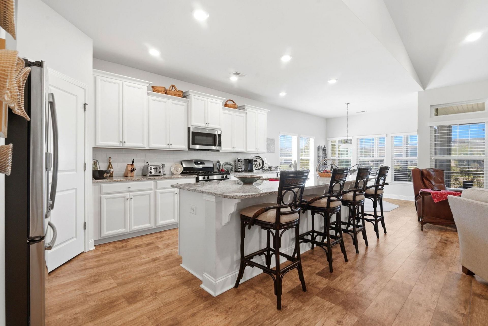 237 Sherwood Dr.  Photo 11
