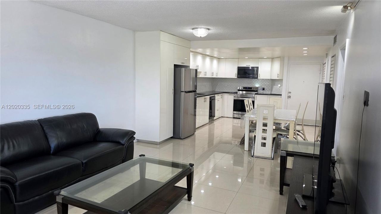 1351 NE Miami Gardens Dr, Unit 511E, Miami, FL 33179 Photo