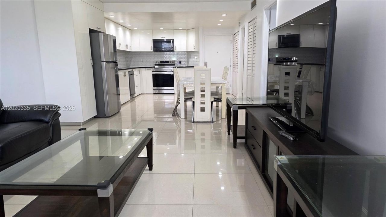 1351 NE Miami Gardens Dr, Unit 511E, Miami, FL 33179 Photo