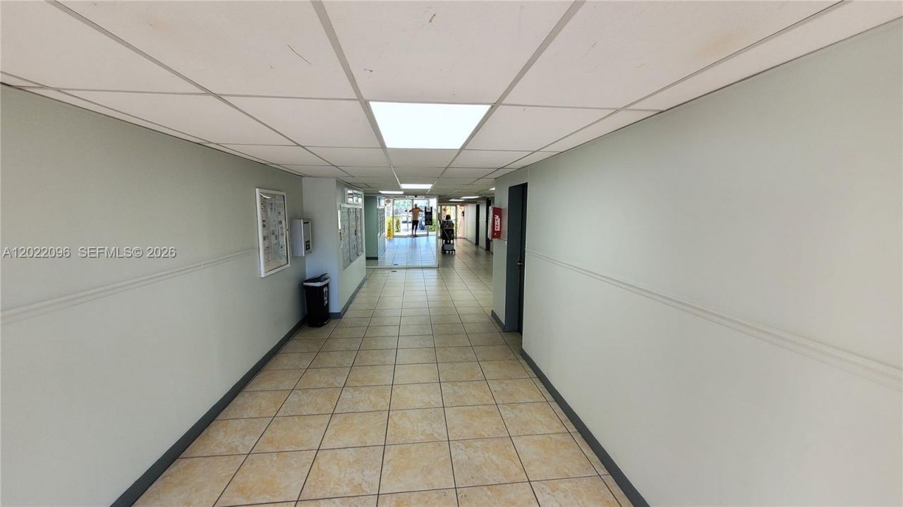 801 Three Islands Blvd , Unit 109, Hallandale Beach, FL 33009 Photo