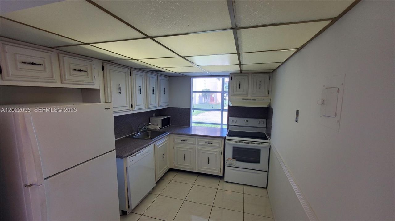 801 Three Islands Blvd , Unit 109, Hallandale Beach, FL 33009 Photo