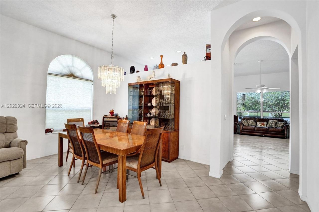 1155 NW 132nd Ave, Pembroke Pines, FL 33028 Photo