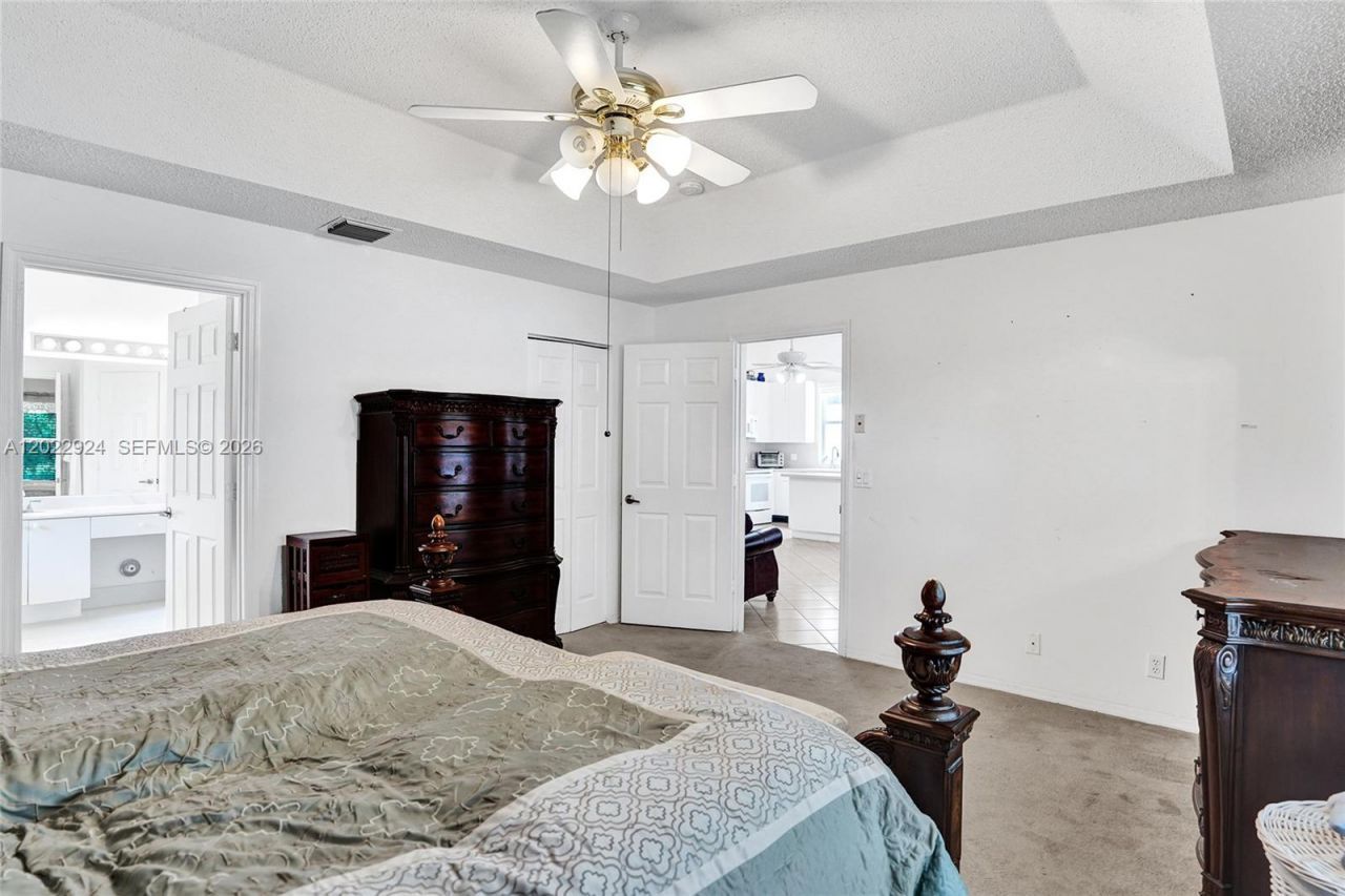 1155 NW 132nd Ave, Pembroke Pines, FL 33028 Photo