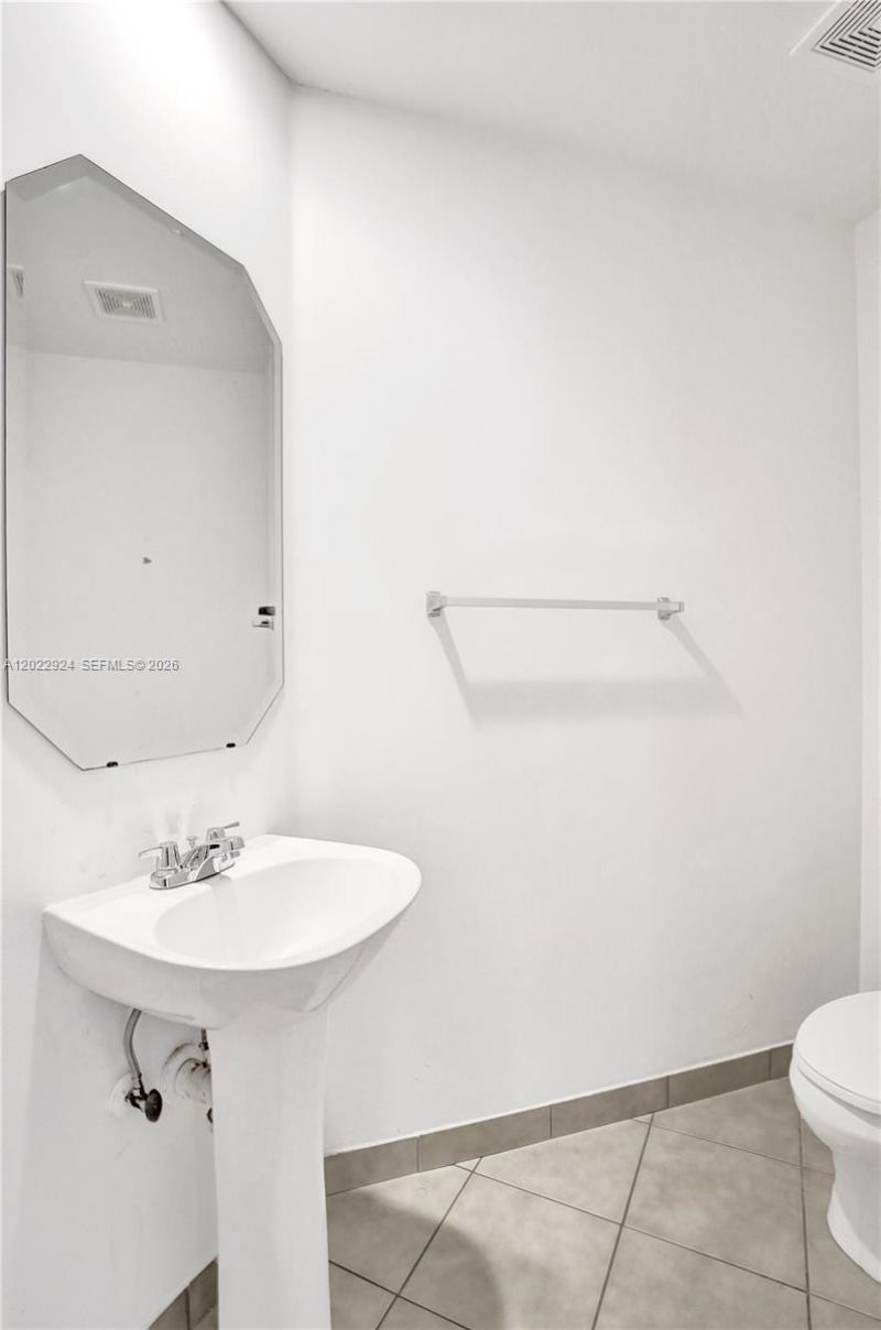 1155 NW 132nd Ave, Pembroke Pines, FL 33028 Photo
