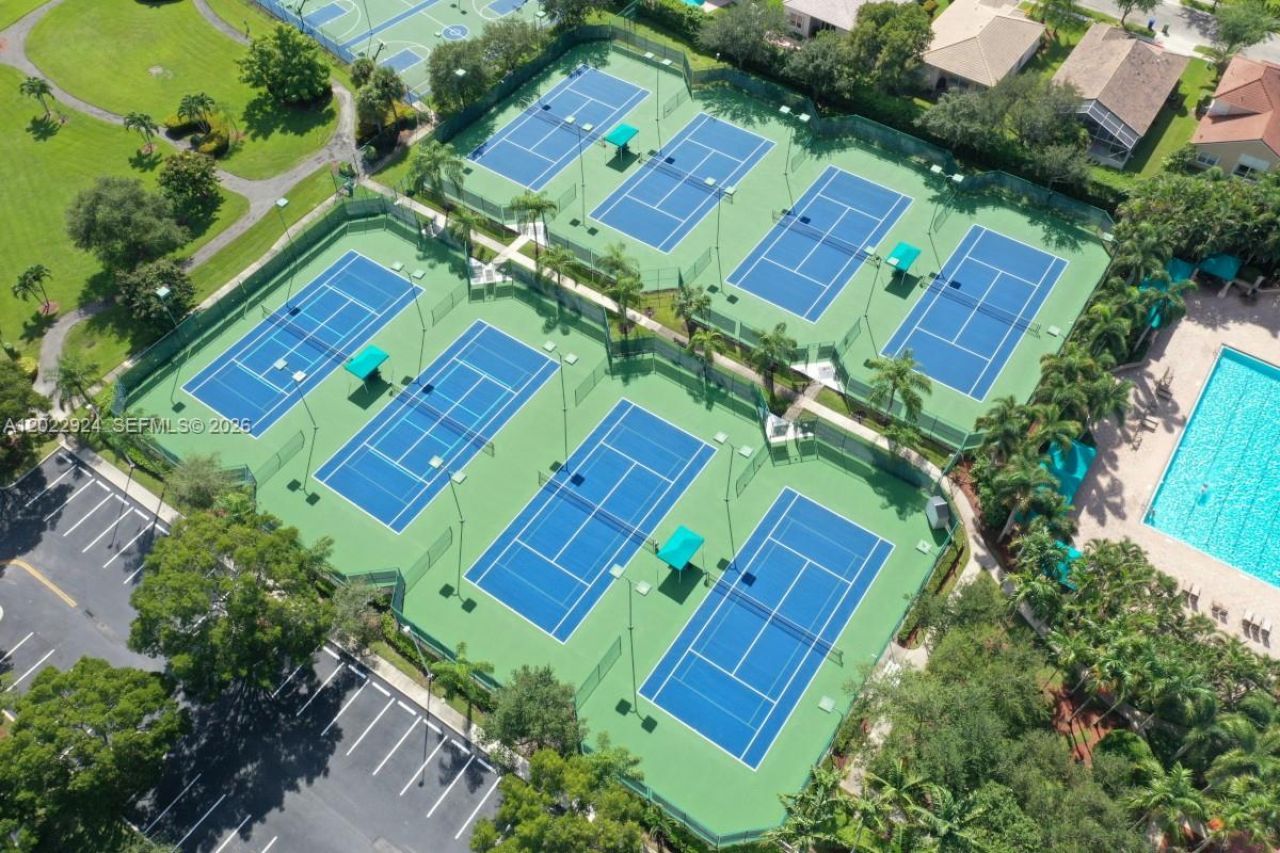 1155 NW 132nd Ave, Pembroke Pines, FL 33028 Photo