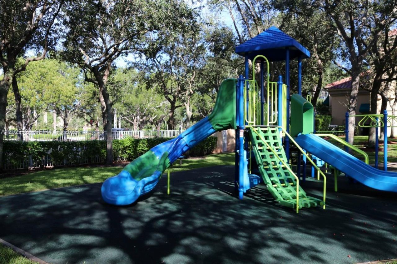1155 NW 132nd Ave, Pembroke Pines, FL 33028 Photo