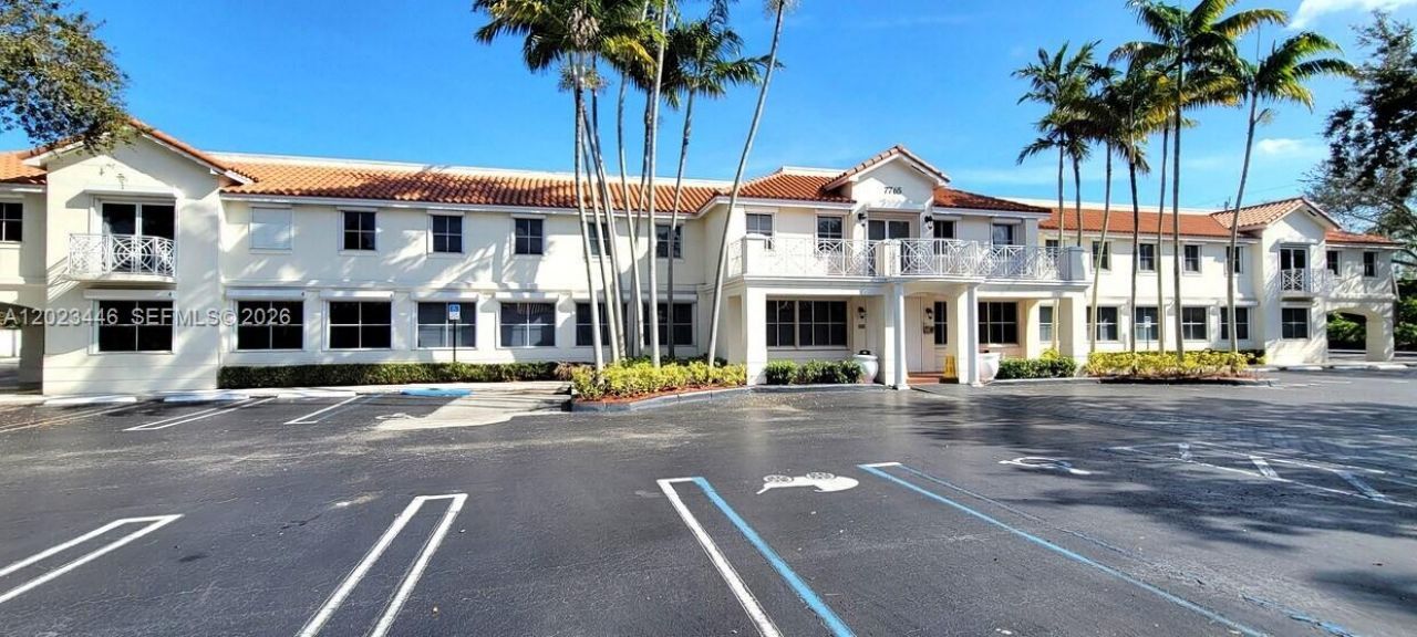 7765 SW 87th Ave, Unit 207, Miami, FL 33173 Photo