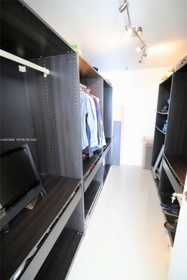 900 Bay Dr , Unit 1027, Miami Beach, FL 33141 Photo