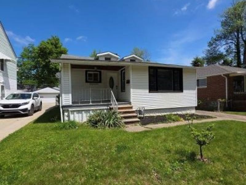 20632 Woodstock Avenue, Fairview Park, OH 44126 Photo 1
