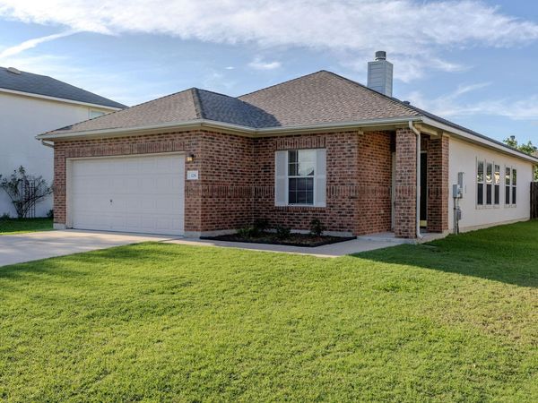 126 Brown ST, Hutto, TX 78634