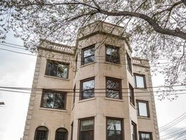 2717 W Argyle Street , Unit 2, Chicago, IL 60625